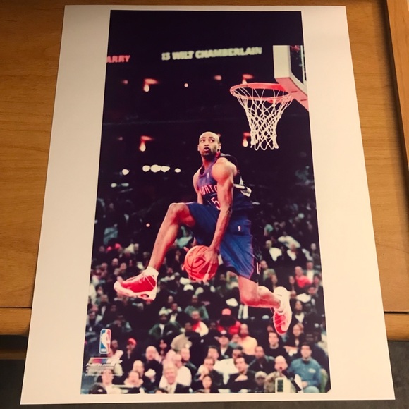 VINCE CARTER RAPTORS 8.5x11 GLOSSY VINTAGE 2000 SLAM DUNK CONTEST REPRINT POSTER - Picture 5 of 5